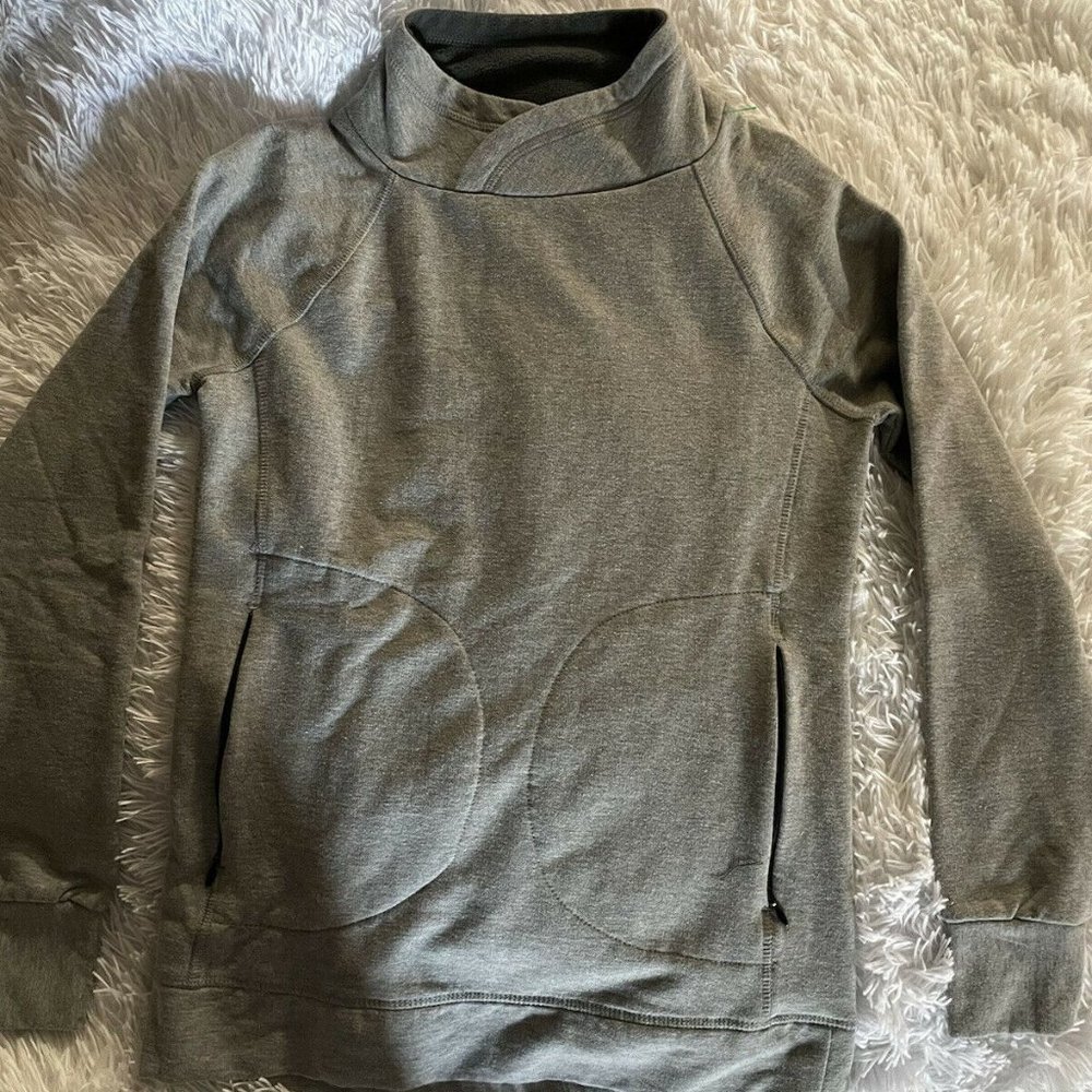 asics Woman Hoddie Grey  Sz. XS Turtle Neck